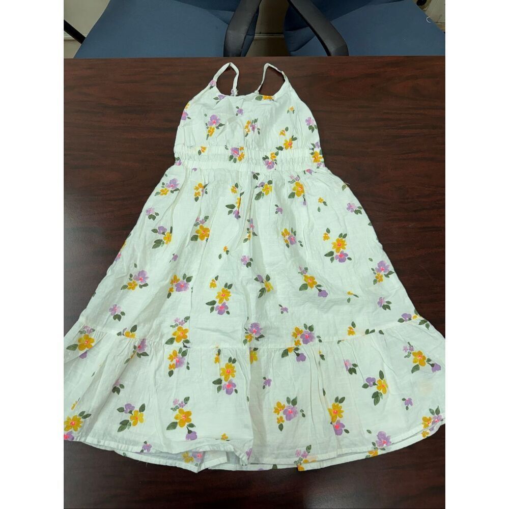 Cat & Jack White Floral Girls Dress with Pockets Size Medium (8)